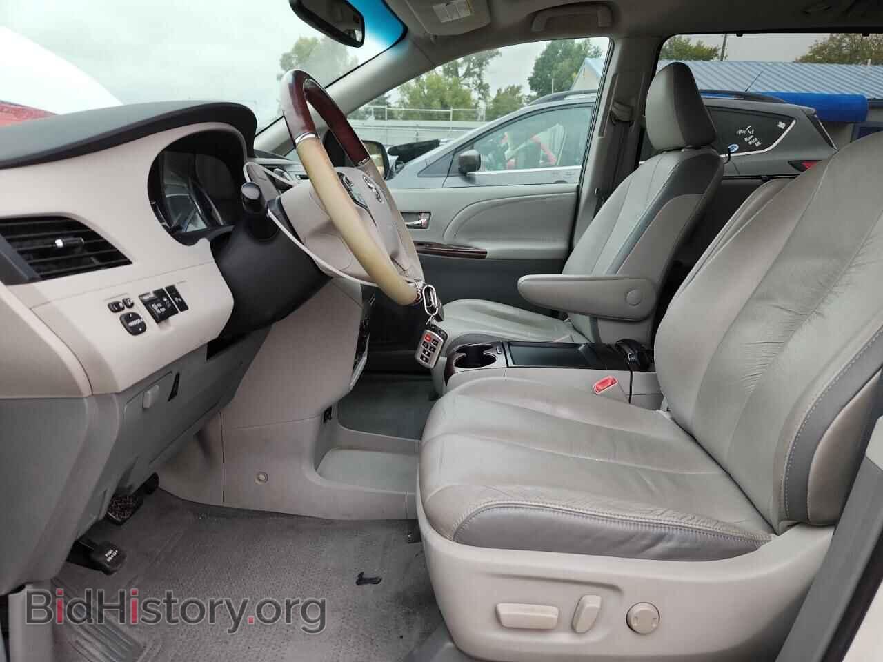 2011 TOYOTA All Models - VIN: 5TDYK3DC7BS024945 - Фото 7