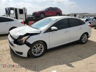 2016 Ford FOCUS SE, белый — VIN 1FADP3F23GL365763, Copart