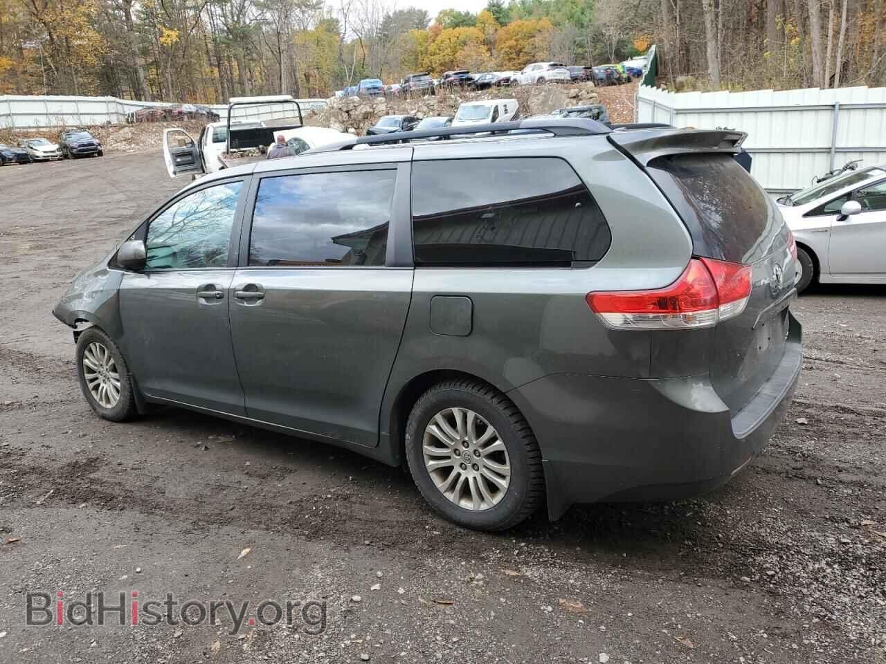 2013 TOYOTA All Models - VIN: 5TDYK3DC5DS350956 - Фото 2