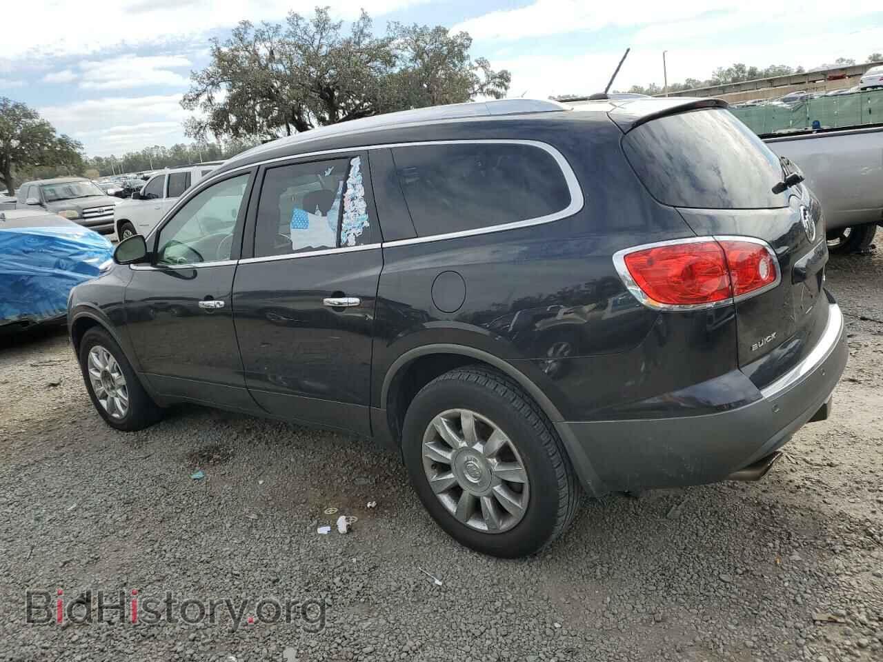 2011 BUICK ENCLAVE - VIN: 5GAKRCED3BJ164806 - Фото 2