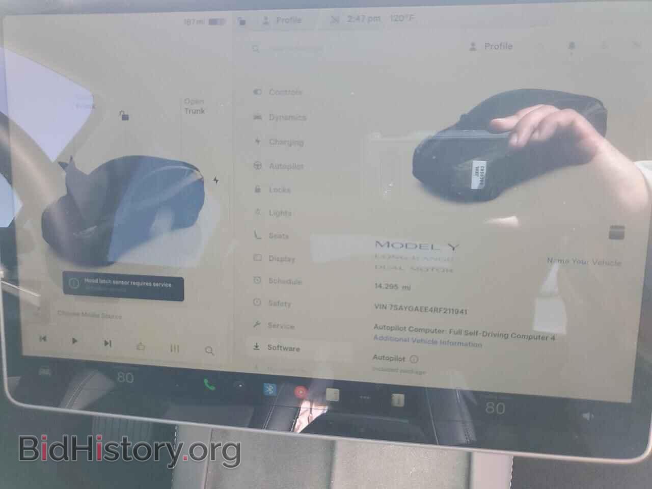 2024 TESLA MODEL Y - VIN: 7SAYGAEE4RF211941 - Photo 9