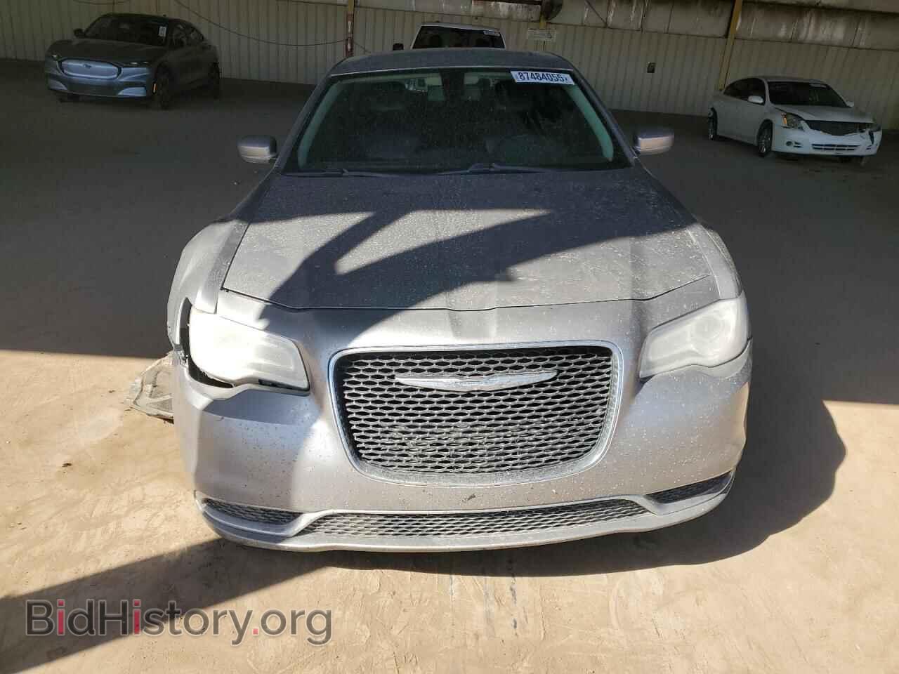 2017 CHRYSLER 300 - VIN: 2C3CCAAG9HH609878 - Фото 5