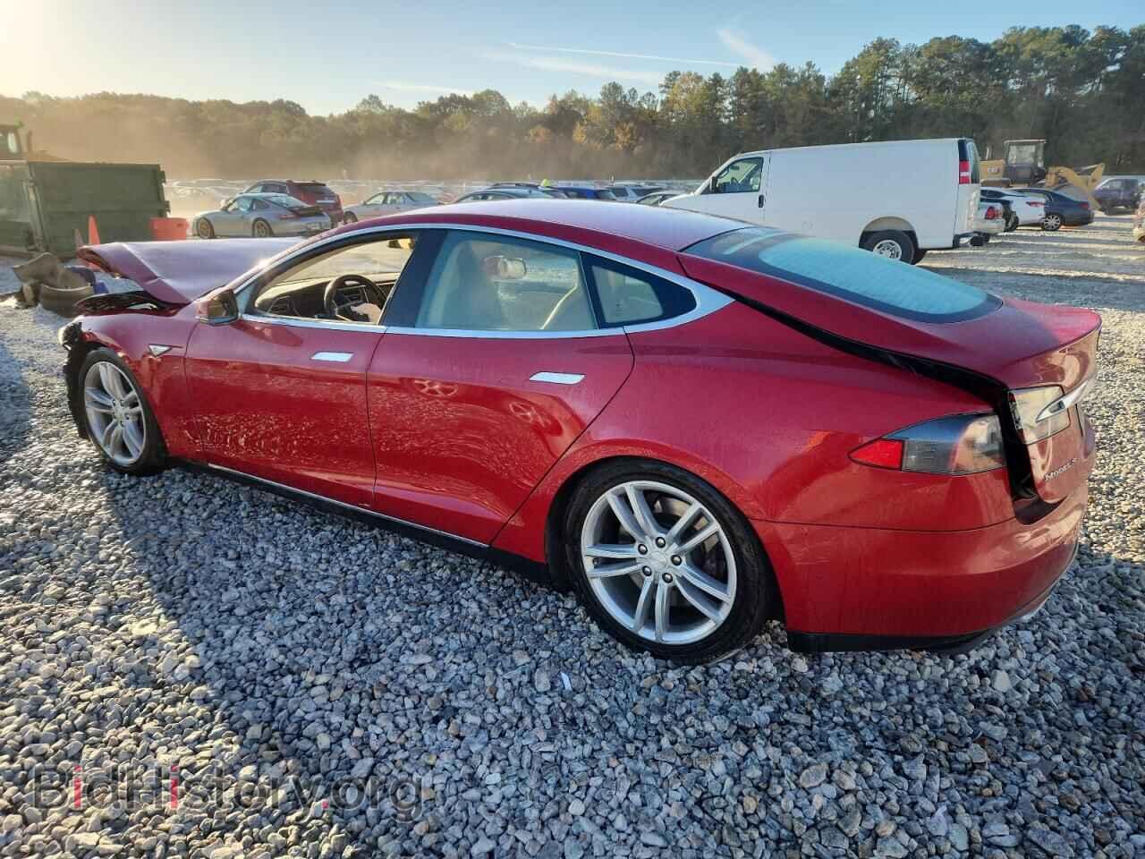 2014 TESLA MODEL S - VIN: 5YJSA1H12EFP55491 - Фото 2