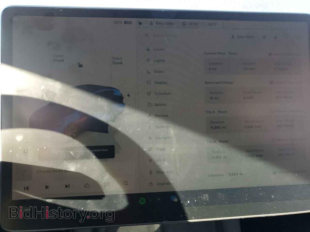 2023 TESLA MODEL Y - VIN: 7SAYGDED2PF949338 - Photo 9