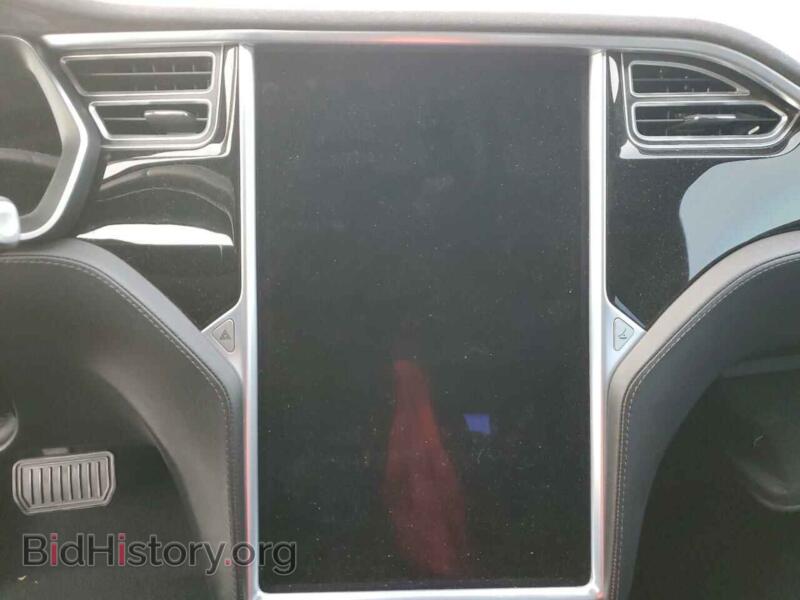 2016 Tesla MODEL S (VIN 5YJSA1E14GF133904) — фото 9 из 12