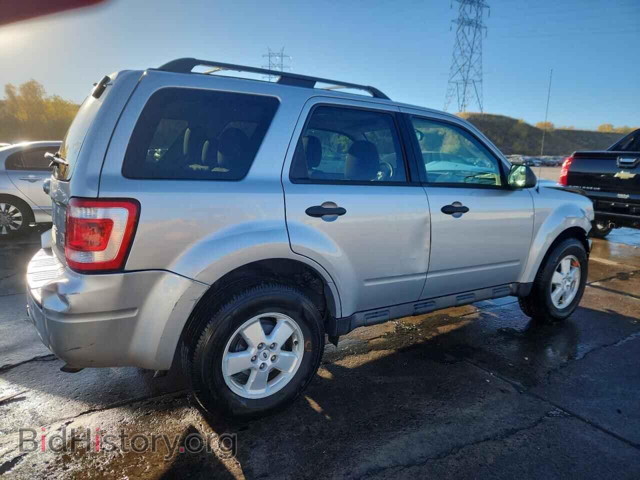 2010 FORD ESCAPE - VIN: 1FMCU9DG5AKA55526 - Фото 3