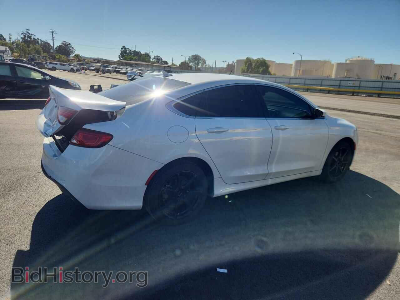 2016 CHRYSLER 200 - VIN: 1C3CCCAB9GN179890 - Фото 3