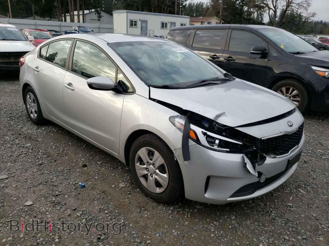 2017 KIA FORTE - VIN: 3KPFK4A74HE137680 - Фото 4