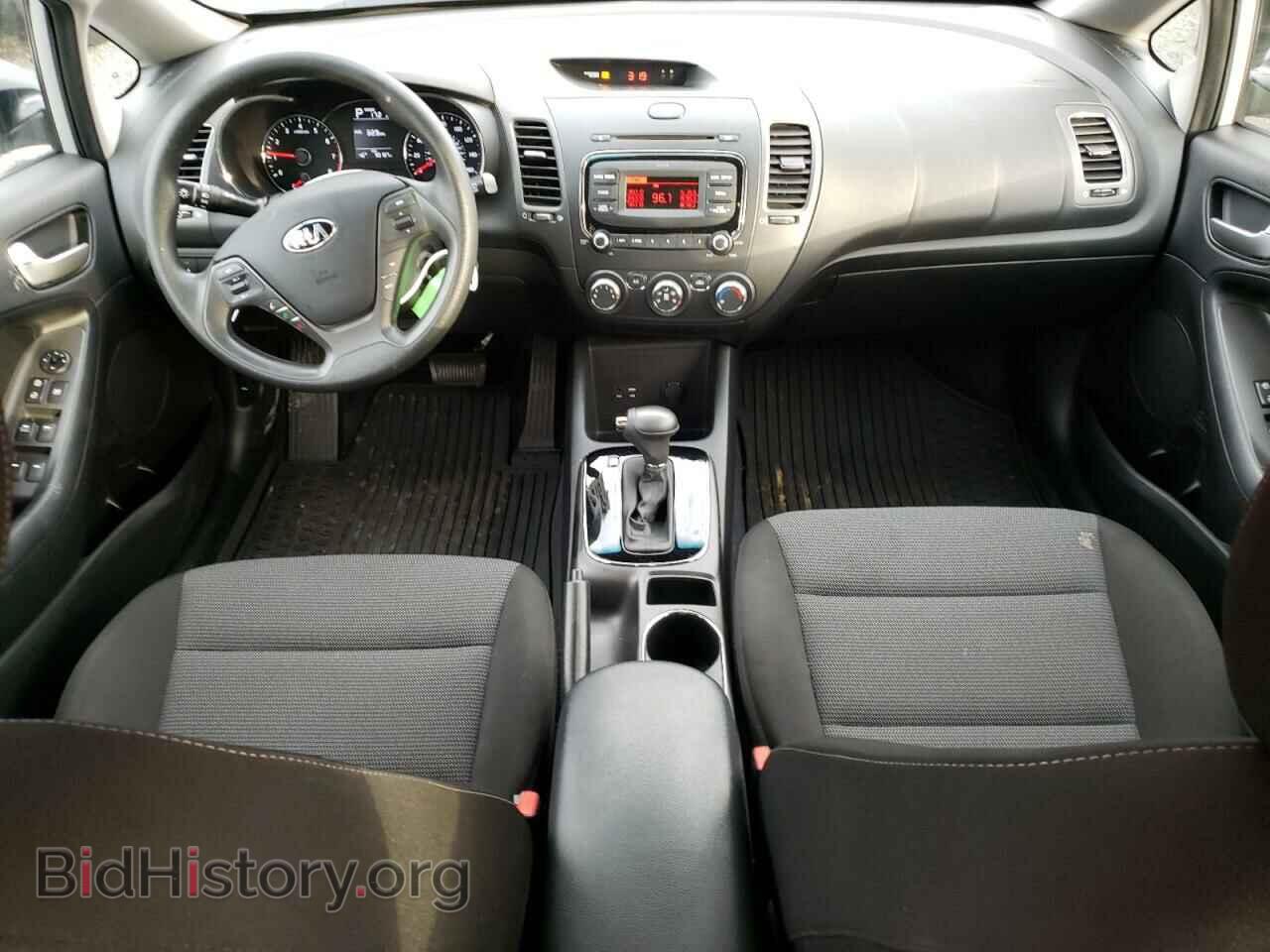 2017 KIA FORTE - VIN: 3KPFK4A74HE137680 - Фото 8