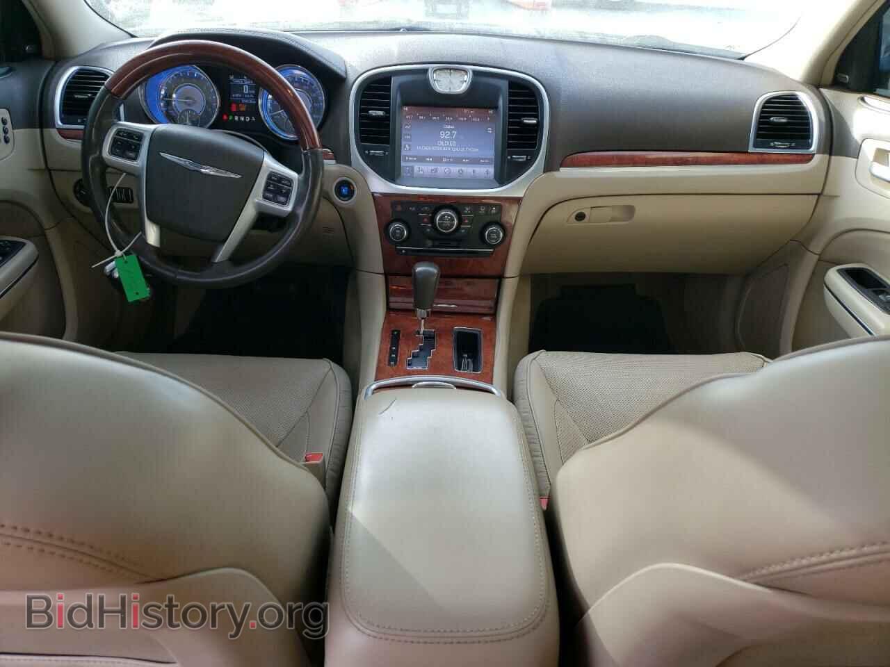 2011 CHRYSLER 300 - VIN: 2C3CA6CT3BH559032 - Фото 8