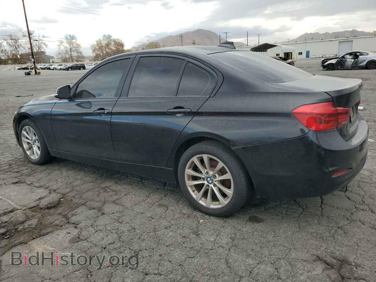 2016 BMW 3 SERIES - VIN: WBA8E1G52GNT35976 - Фото 2