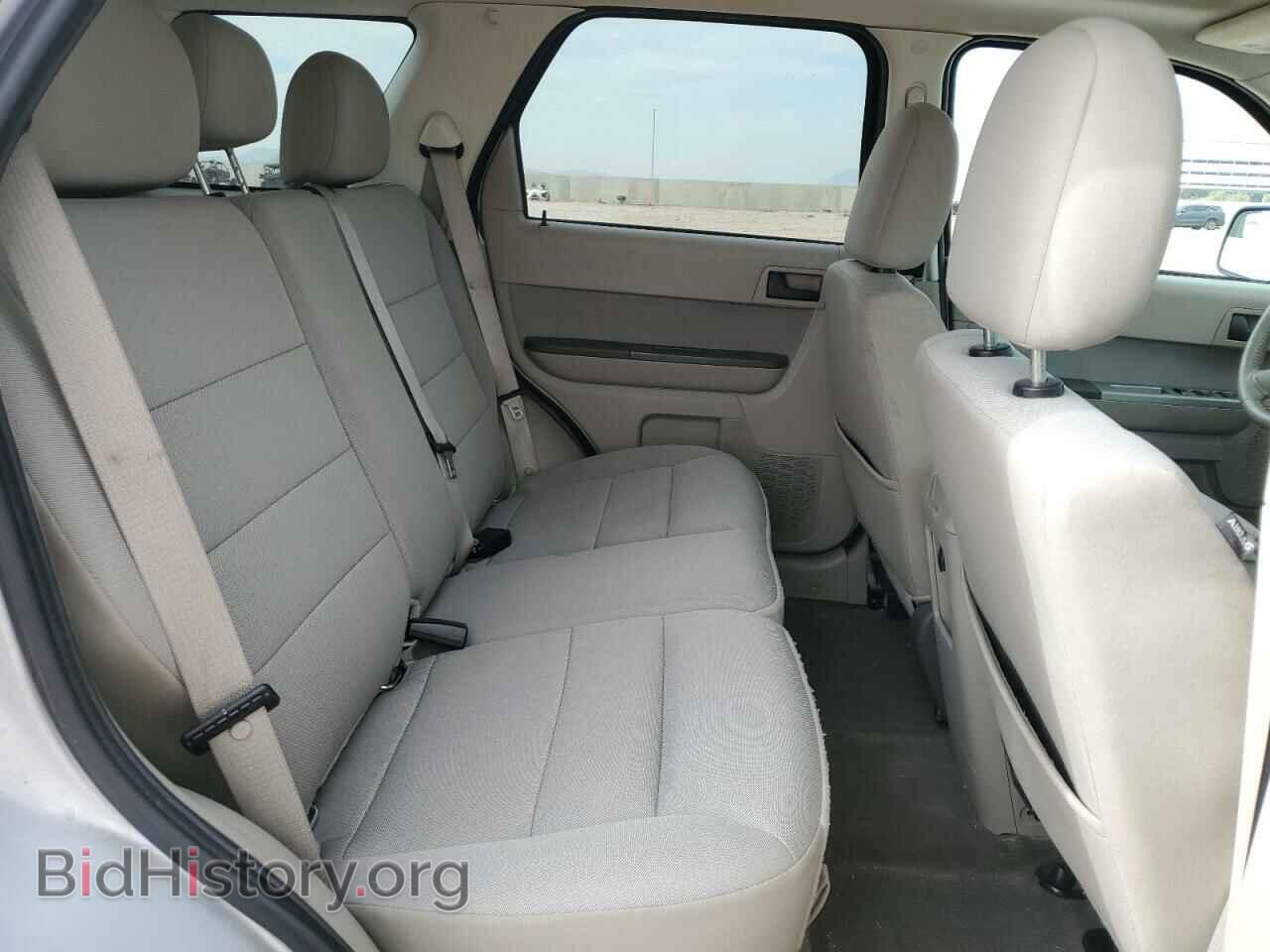2011 FORD ESCAPE - VIN: 1FMCU0D71BKC21554 - Фото 11