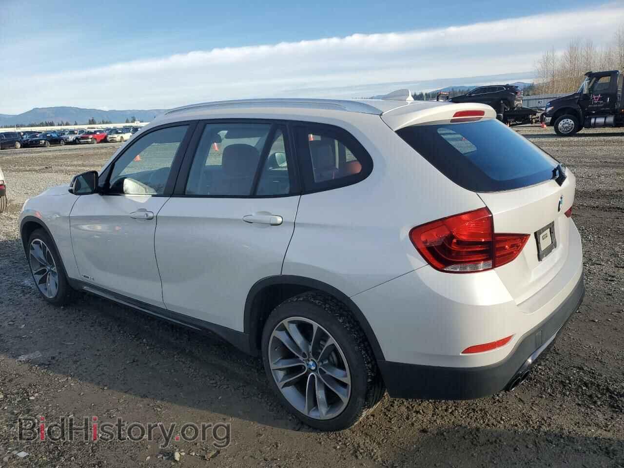 2014 BMW X1 - VIN: WBAVM1C53EVW53405 - Фото 2