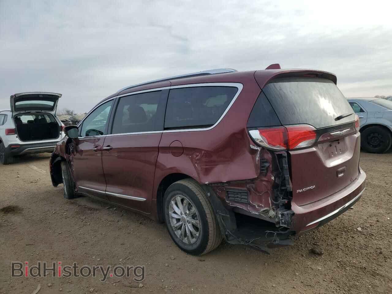 2019 CHRYSLER PACIFICA - VIN: 2C4RC1BG8KR589273 - Фото 2