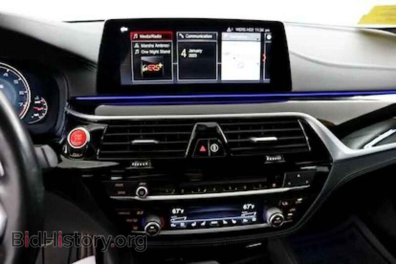 2019 BMW M5 (VIN WBSJF0C53KB447402) — фото 7 из 10