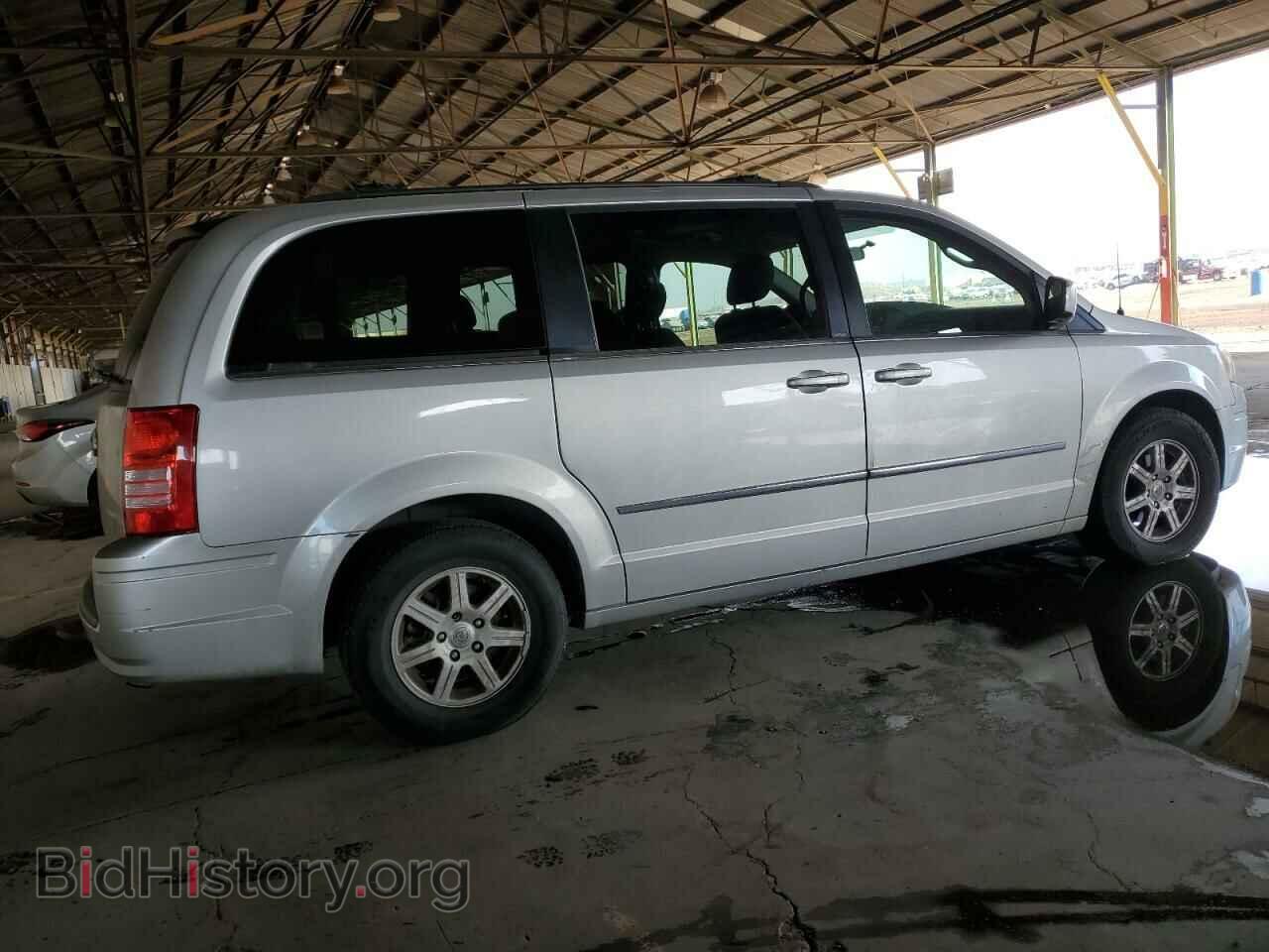 2010 CHRYSLER MINIVAN - VIN: 2A4RR5D10AR212931 - Фото 3