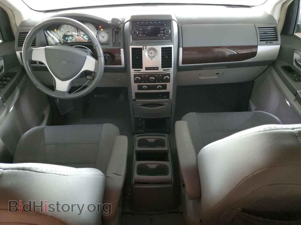 2010 CHRYSLER MINIVAN - VIN: 2A4RR5D10AR212931 - Фото 8