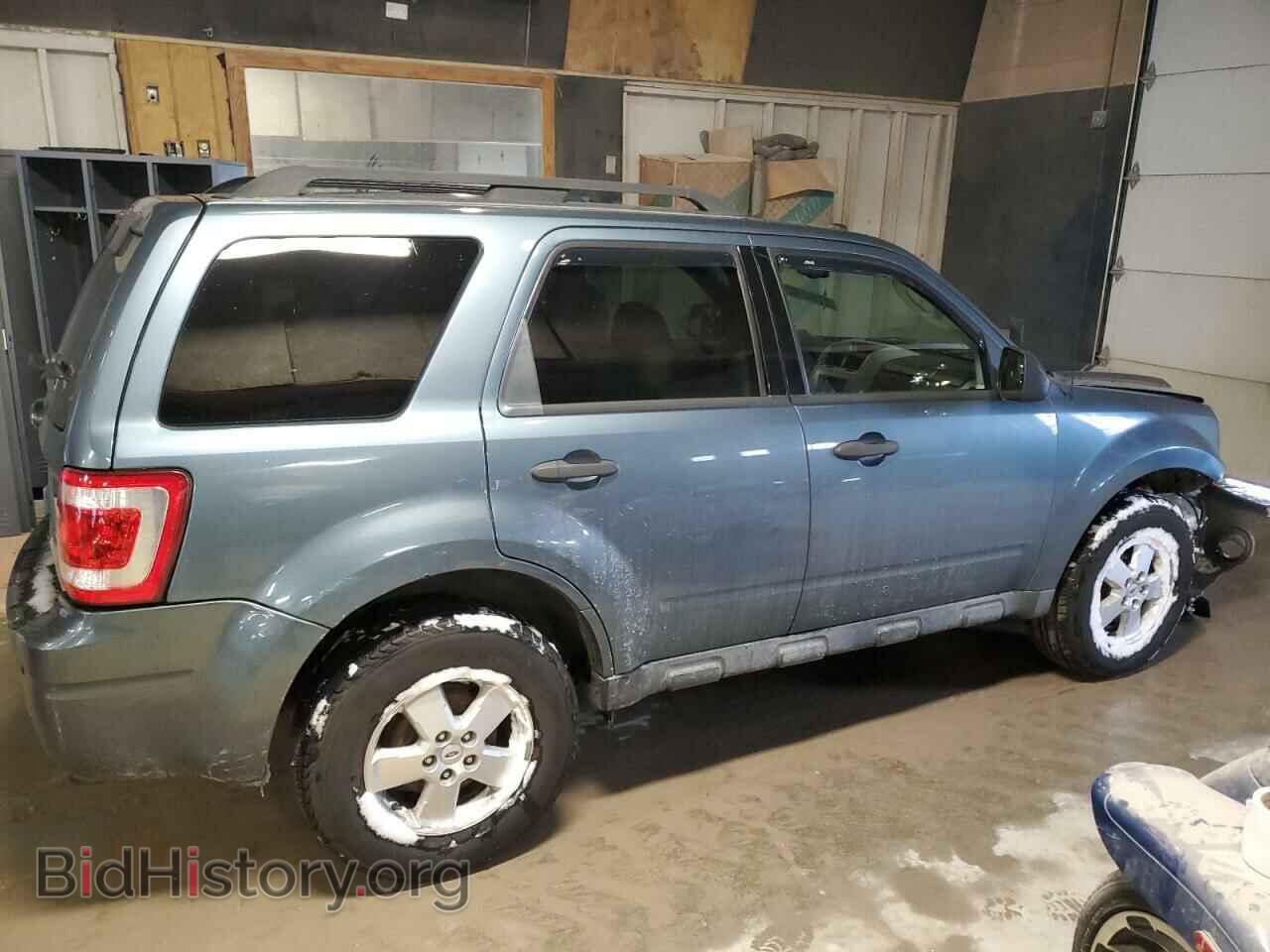 2010 FORD ESCAPE - VIN: 1FMCU9D70AKD38111 - Фото 3