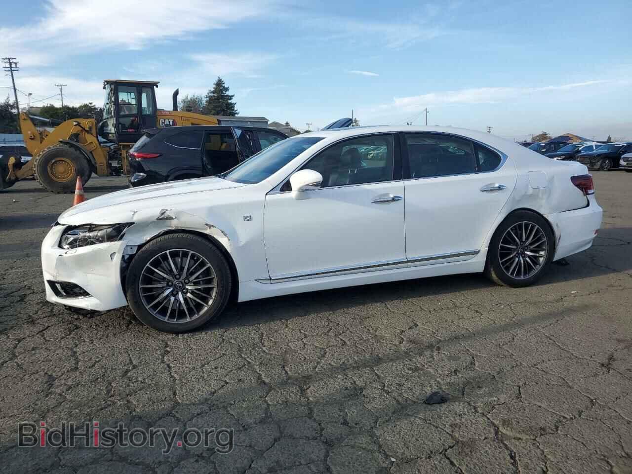 Фотография JTHBL5EF3G5140145 - LEXUS LS460 2016