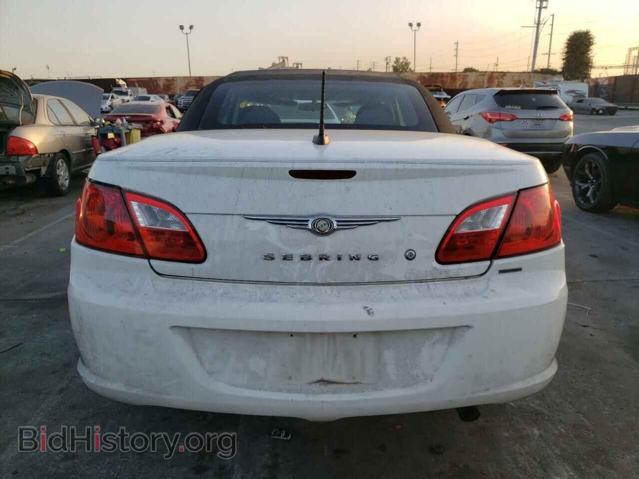 2010 CHRYSLER SEBRING - VIN: 1C3BC5ED9AN216690 - Фото 6
