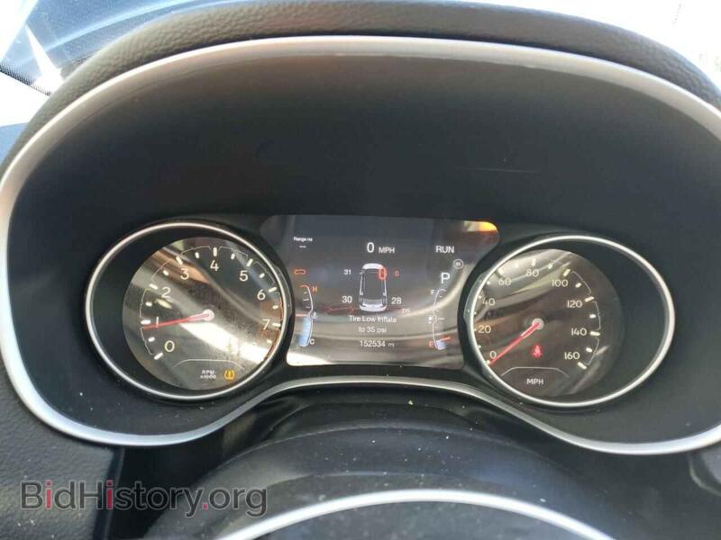 2020 Jeep COMPASS (VIN 3C4NJCCB2LT152614) — фото 9 из 13