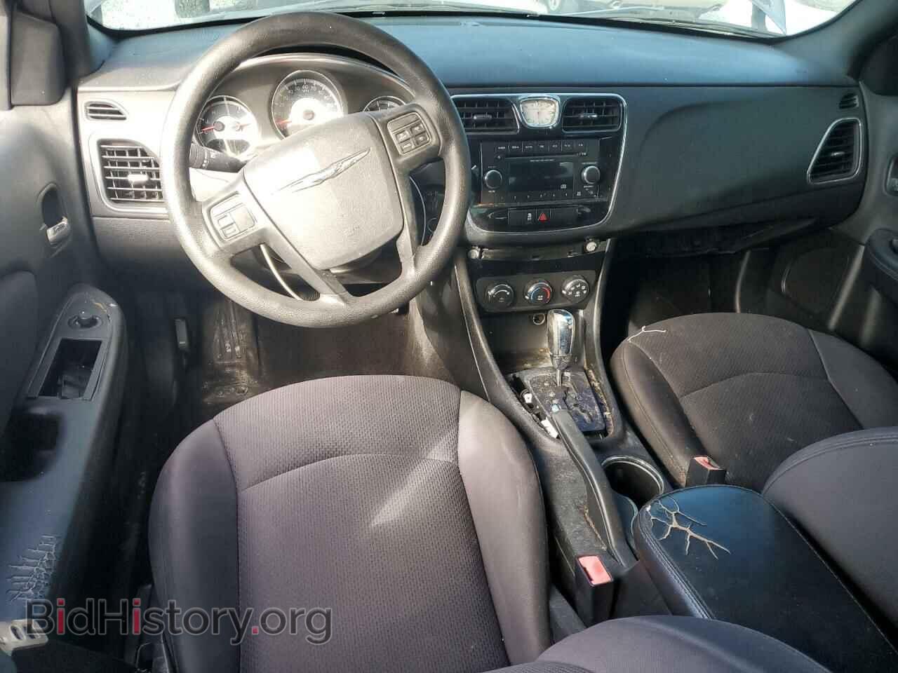 2012 CHRYSLER 200 - VIN: 1C3CCBAB0CN319023 - Фото 8