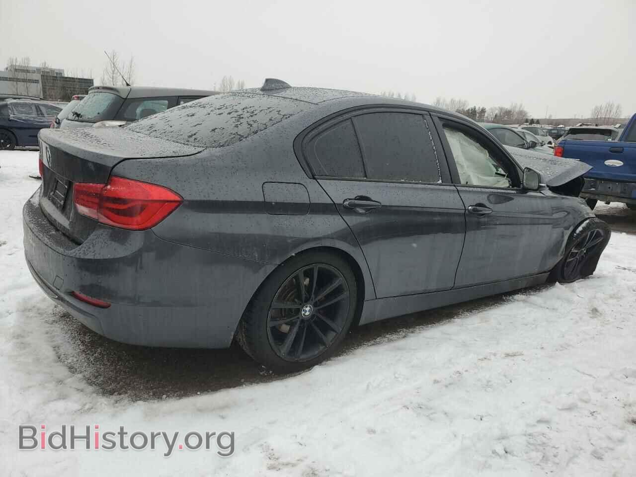 2016 BMW 3 SERIES - VIN: WBA8E5G50GNU20810 - Фото 3
