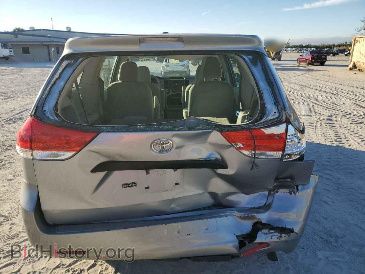 2012 TOYOTA SIENNA - VIN: 5TDKA3DC6CS012408 - Фото 6