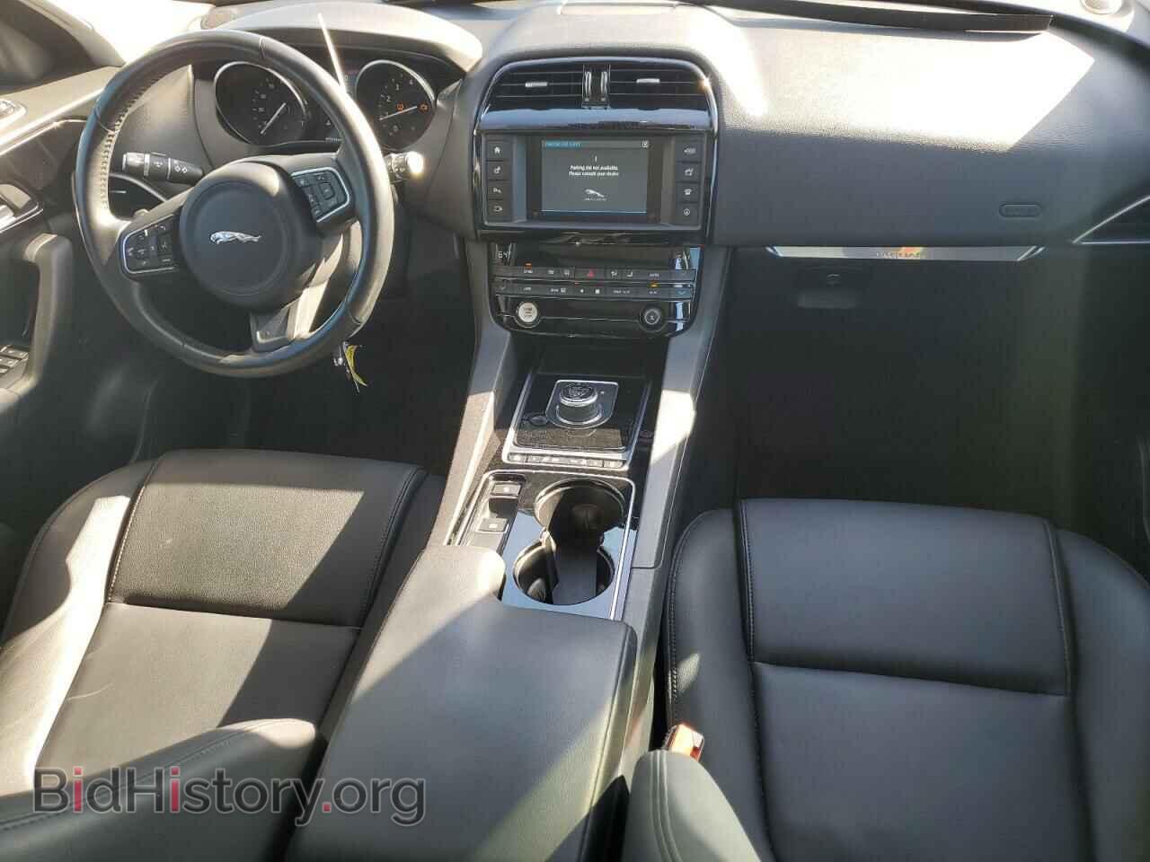 2017 JAGUAR F-PACE - VIN: SADCJ2BV5HA058288 - Фото 8