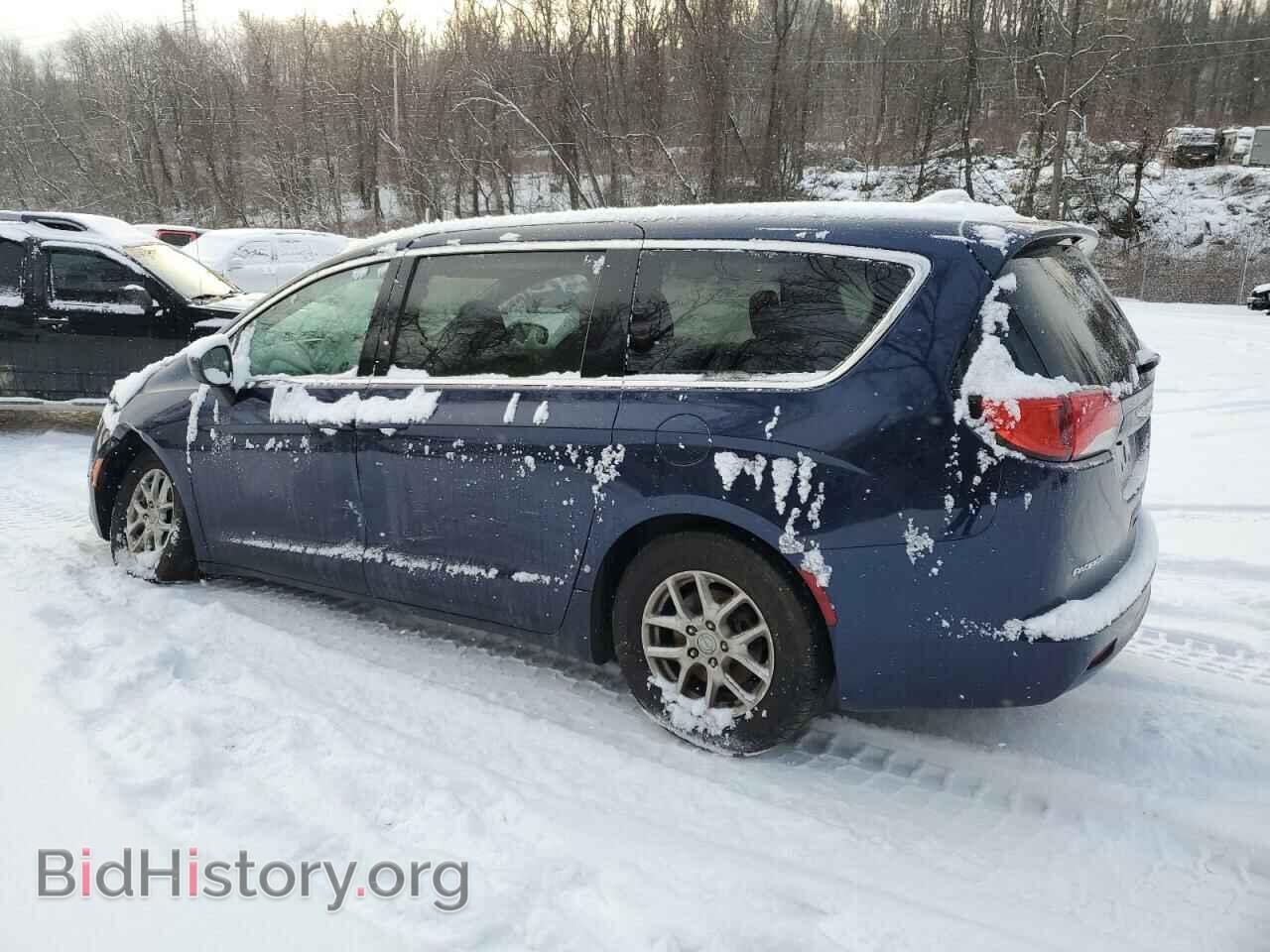 2017 CHRYSLER PACIFICA - VIN: 2C4RC1DG1HR520253 - Photo 2