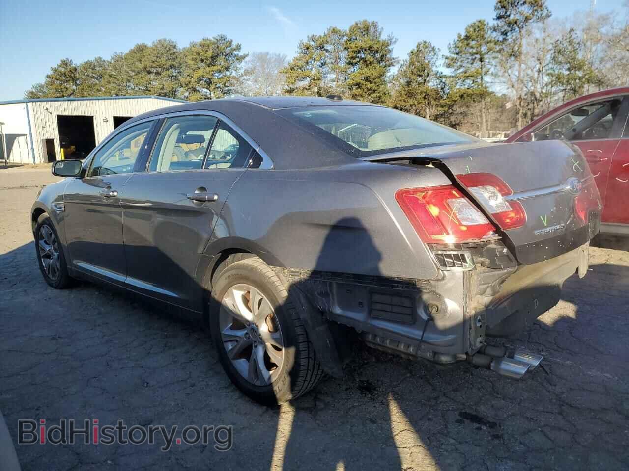 2012 FORD TAURUS - VIN: 1FAHP2EW7CG127899 - Фото 2