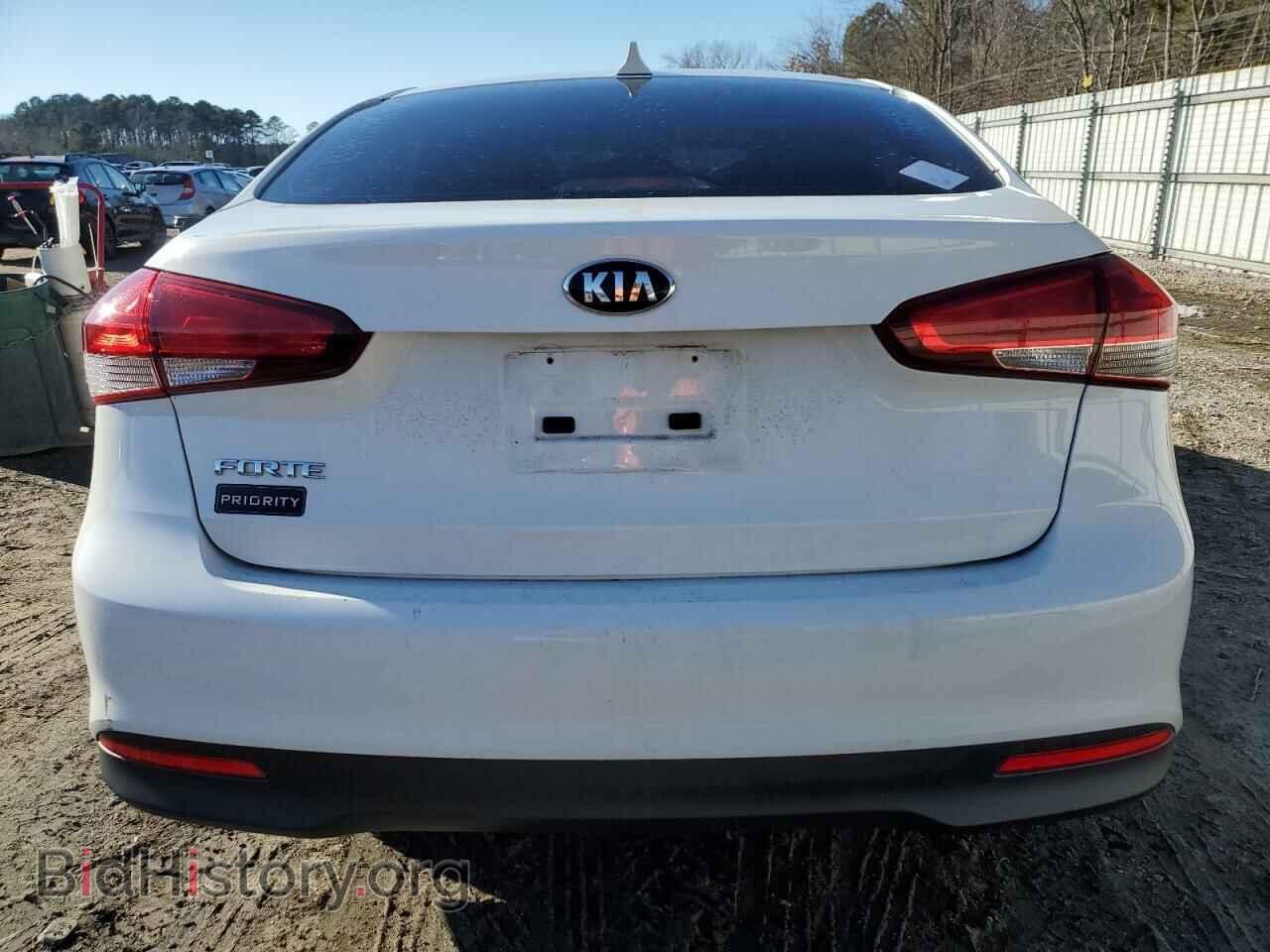2018 KIA FORTE - VIN: 3KPFK4A77JE220199 - Фото 6