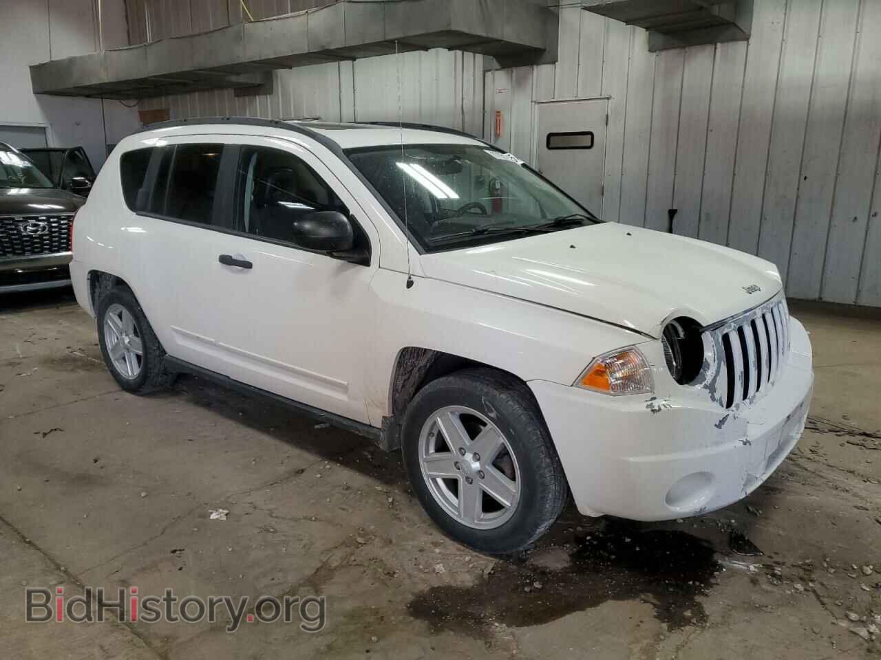 2008 JEEP COMPASS - VIN: 1J8FT47W88D781320 - Фото 4
