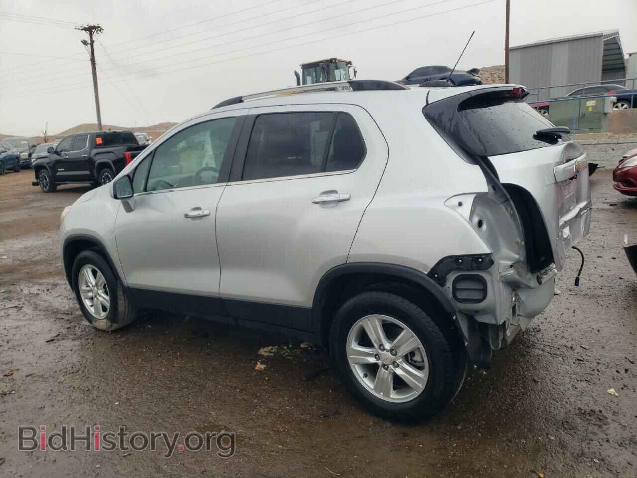 2018 CHEVROLET TRAX - VIN: KL7CJPSB2JB607764 - Фото 2