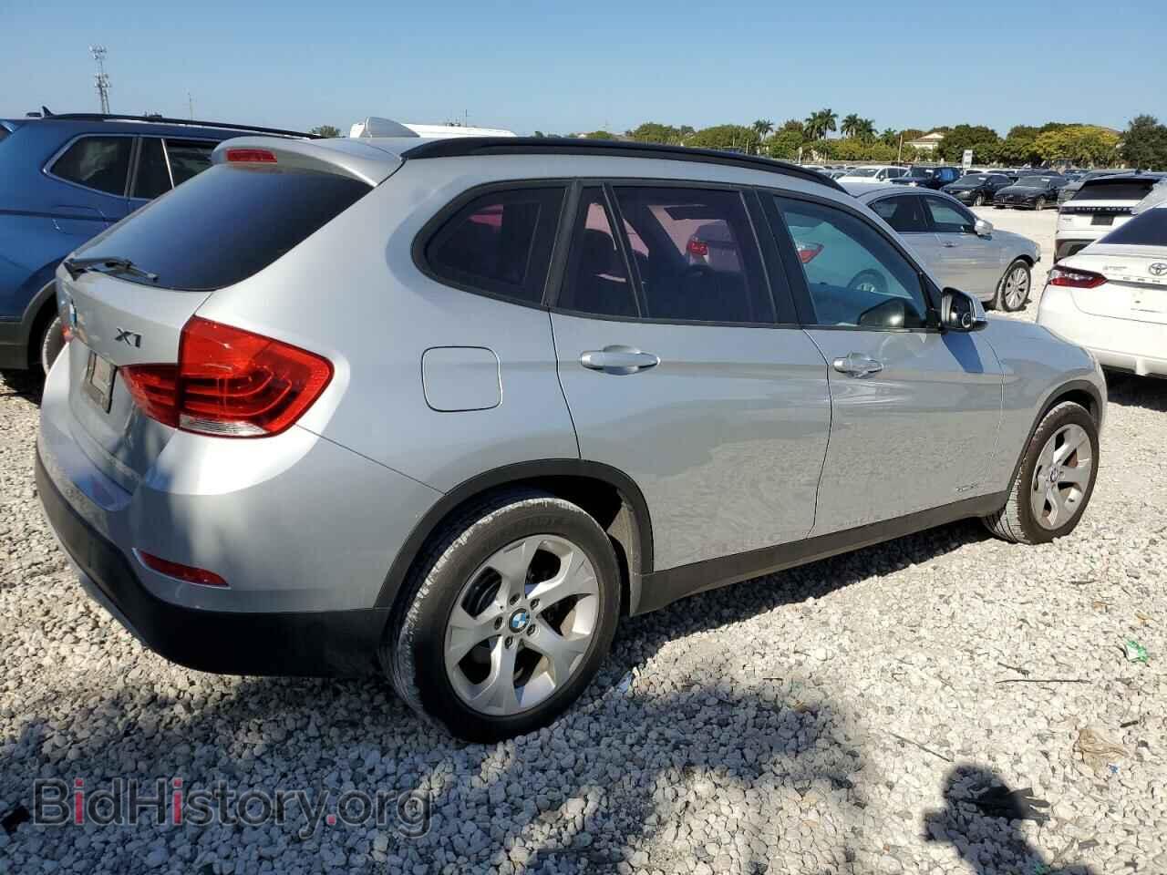 2015 BMW X1 - VIN: WBAVM1C55FVW57585 - Фото 3
