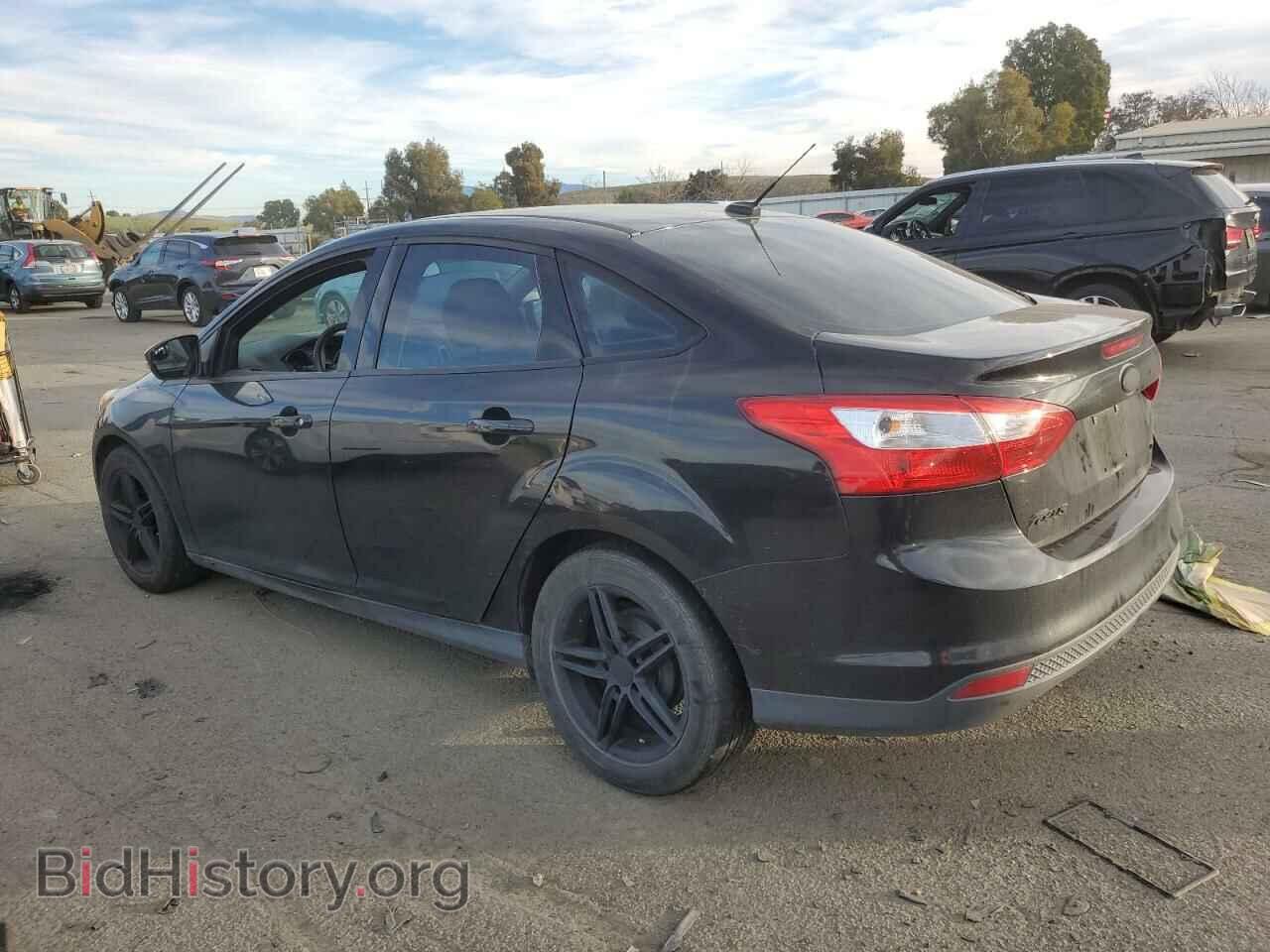 2013 FORD FOCUS - VIN: 1FADP3F21DL296566 - Photo 2