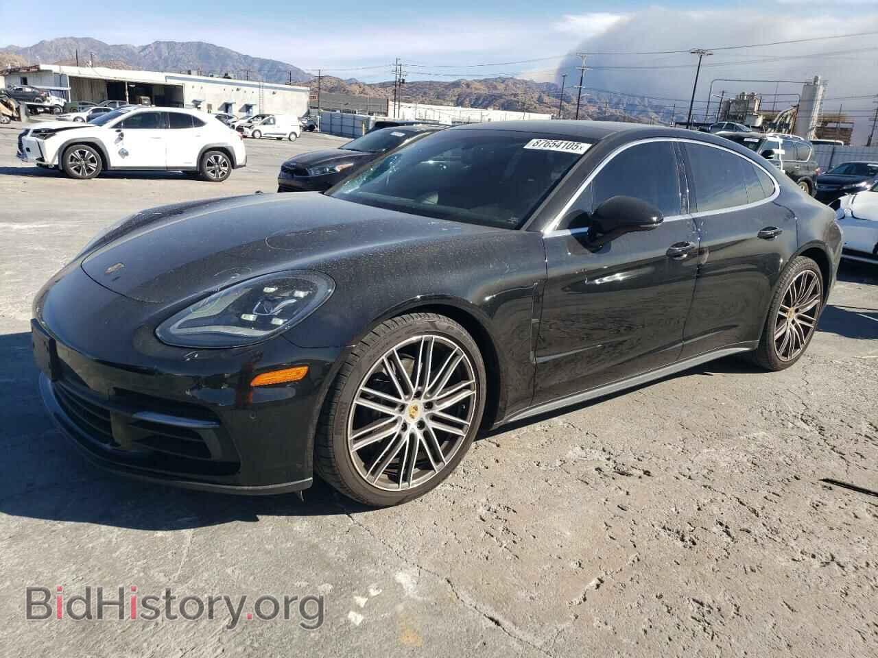 Photo WP0AA2A78KL101376 - PORSCHE PANAMERA 2019