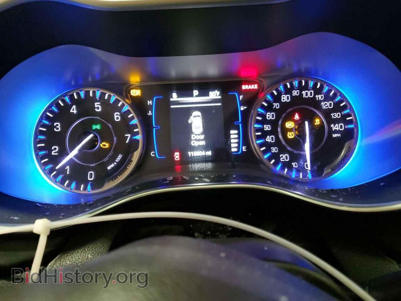 2015 CHRYSLER 200 - VIN: 1C3CCCABXFN570139 - Фото 9