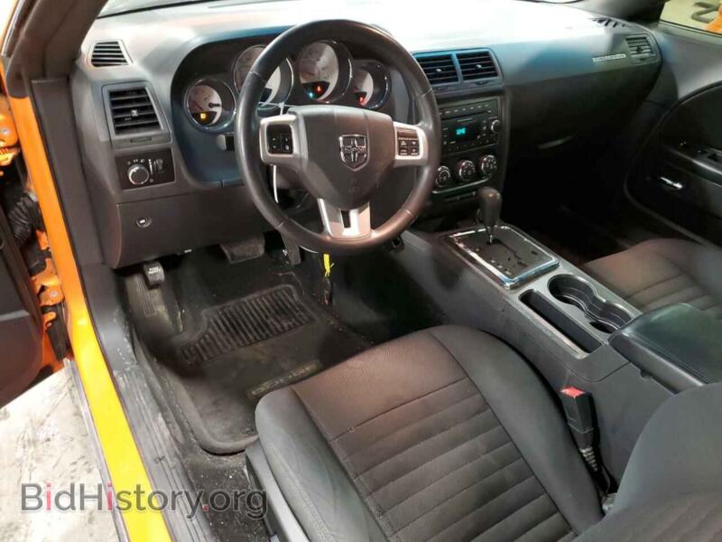2012 Dodge CHALLENGER (VIN 2C3CDYAG1CH144625) — photo 8 of 12