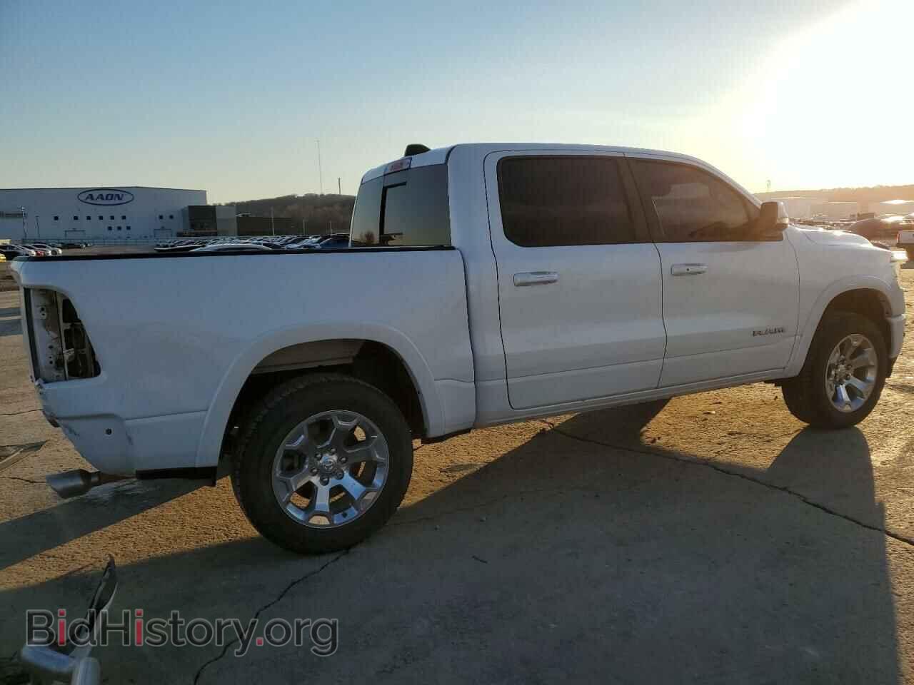 2020 RAM 1500 - VIN: 1C6SRFJT9LN143229 - Фото 3
