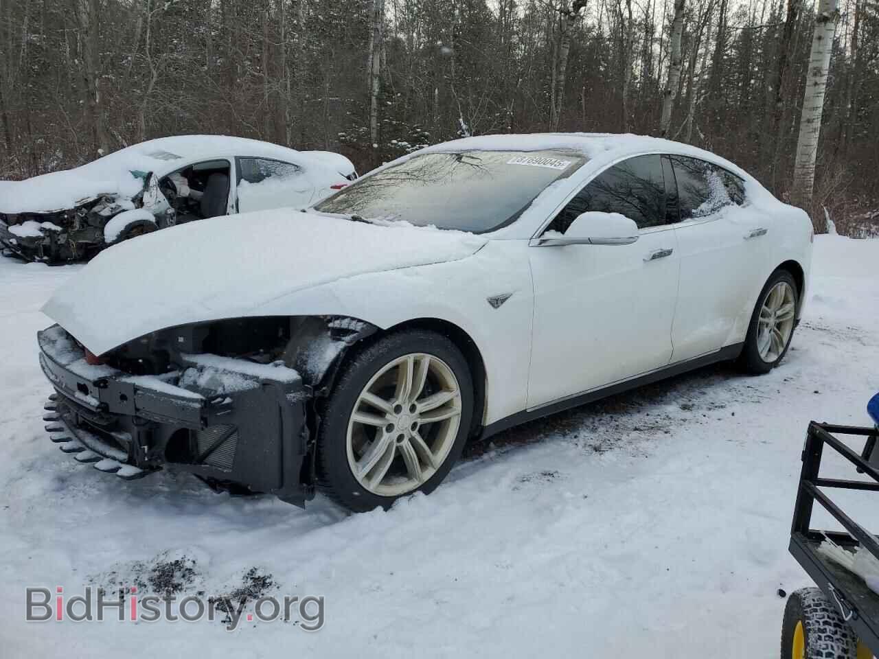 Фотография 5YJSA1H28FF099968 - TESLA MODEL S 2015
