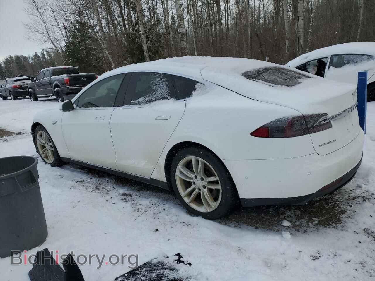 2015 TESLA MODEL S - VIN: 5YJSA1H28FF099968 - Фото 2