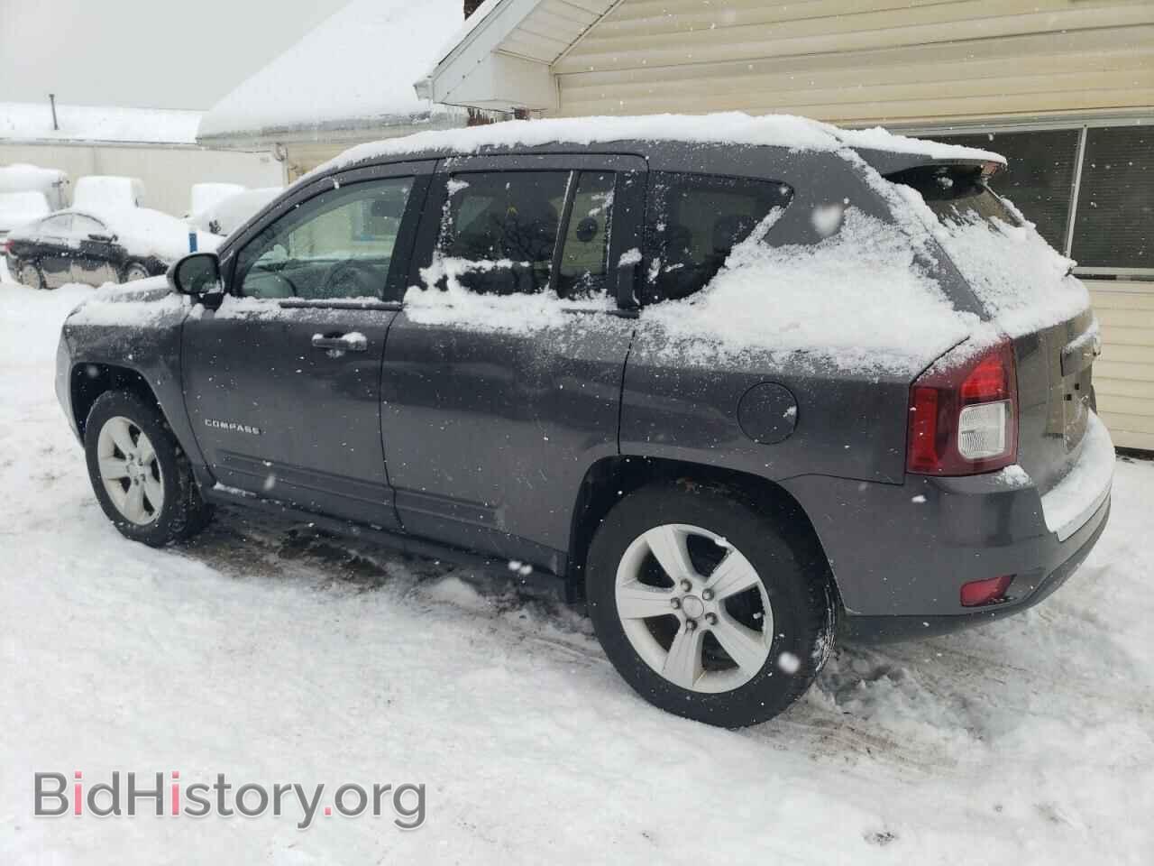 2015 JEEP COMPASS - VIN: 1C4NJCEA3FD209370 - Photo 2