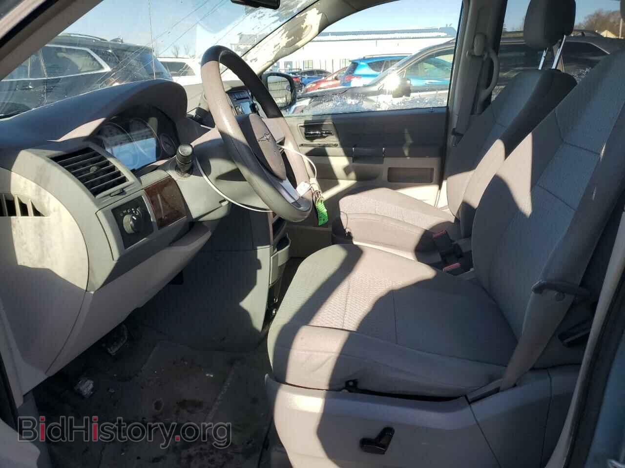 2010 CHRYSLER MINIVAN - VIN: 2A4RR2D11AR456294 - Фото 7