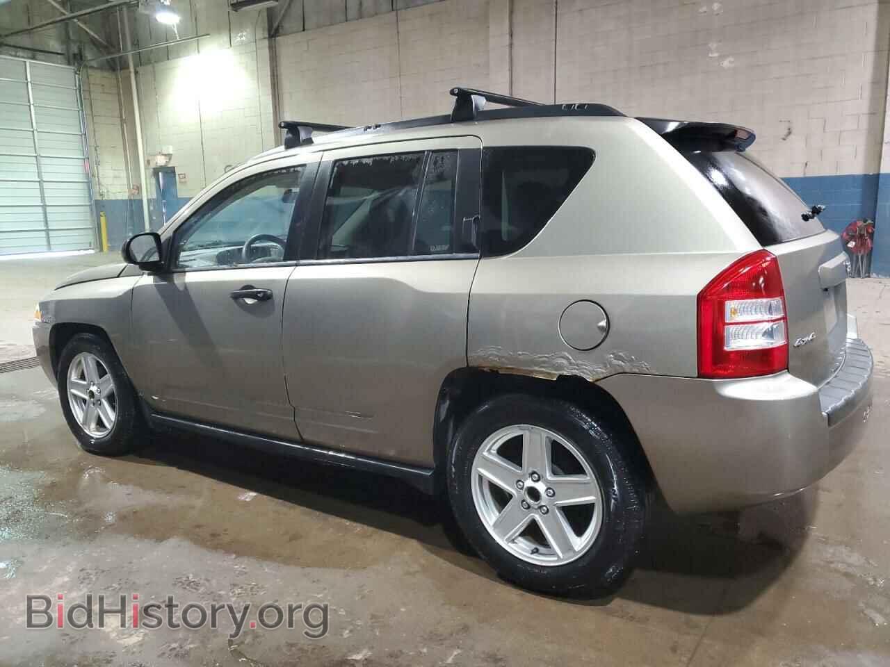 2007 JEEP COMPASS - VIN: 1J8FF47W17D188520 - Фото 2