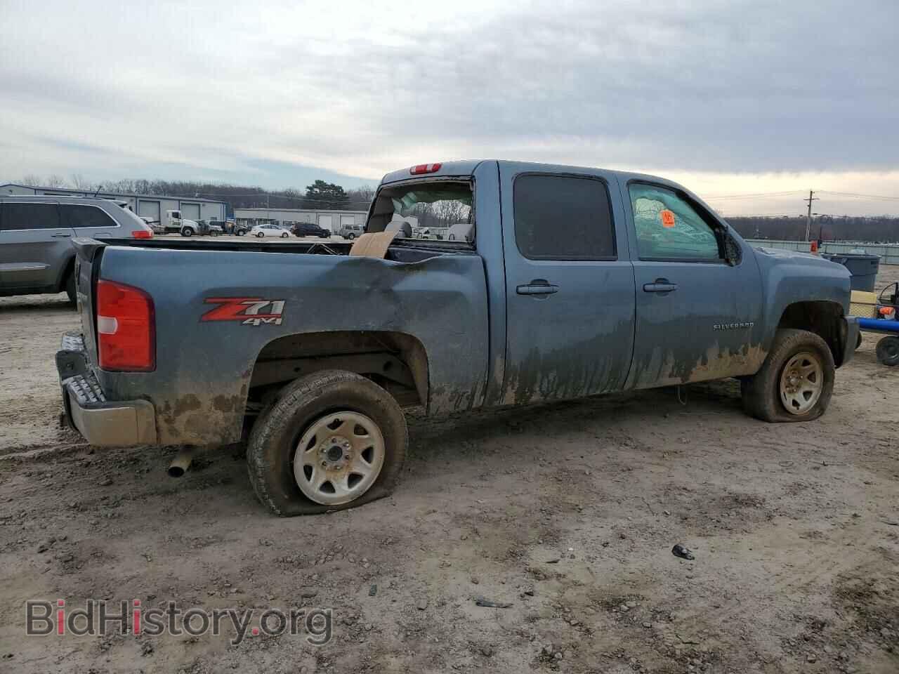 2011 CHEVROLET ALL Models - VIN: 3GCPKSE35BG284943 - Фото 3