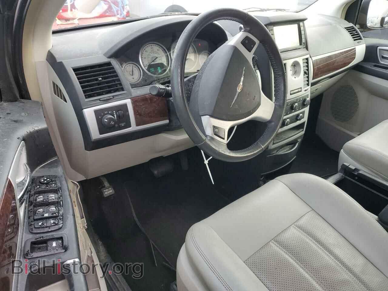 2010 CHRYSLER MINIVAN - VIN: 2A4RR8D17AR415025 - Photo 8