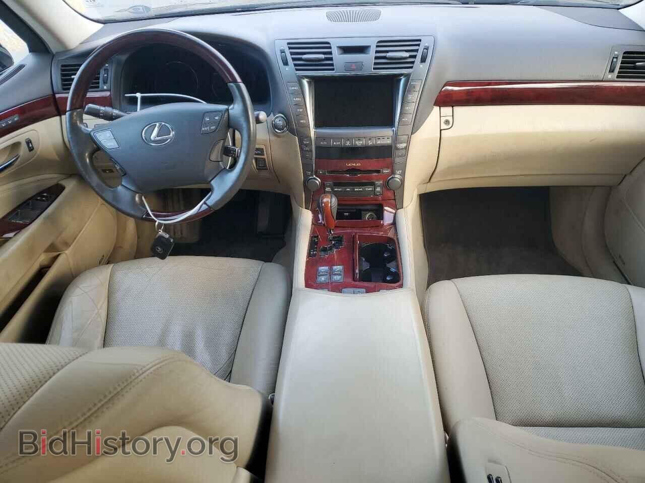 2009 LEXUS LS460 - VIN: JTHCL46F595002414 - Photo 8