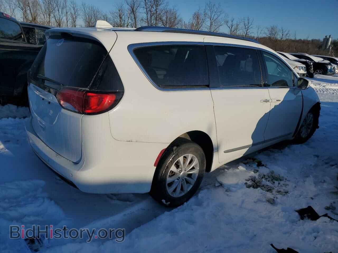 2018 CHRYSLER PACIFICA - VIN: 2C4RC1BG5JR149526 - Фото 3