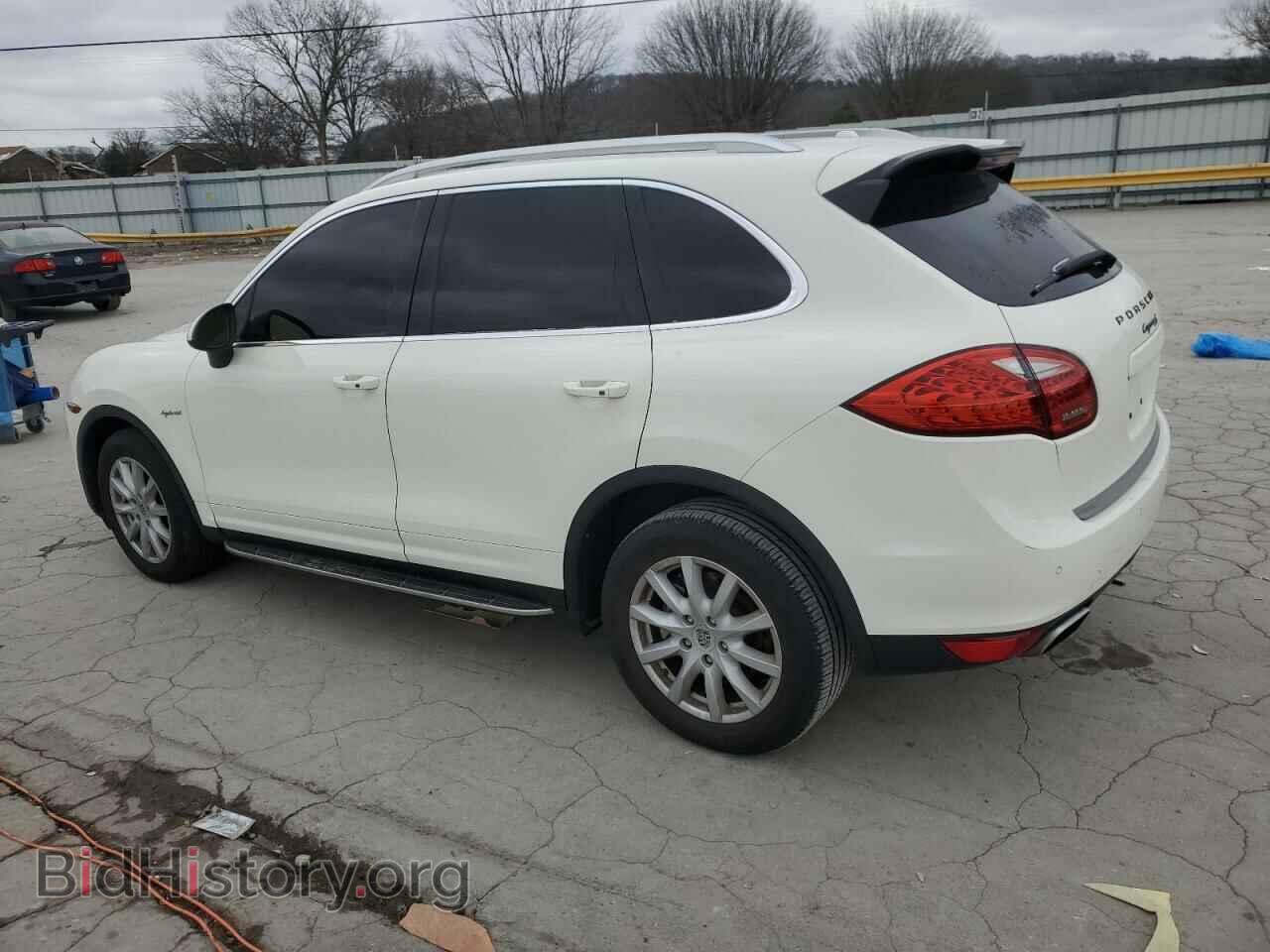 2011 PORSCHE CAYENNE - VIN: WP1AE2A28BLA92346 - Фото 2